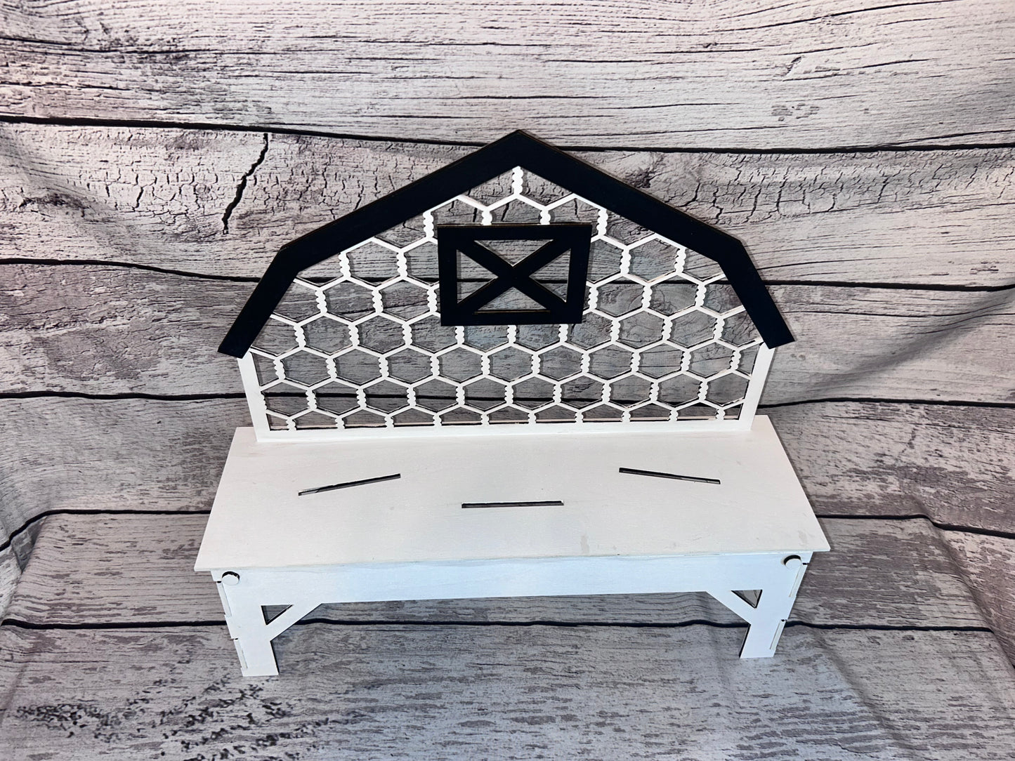 Barn bench interchangeable decor